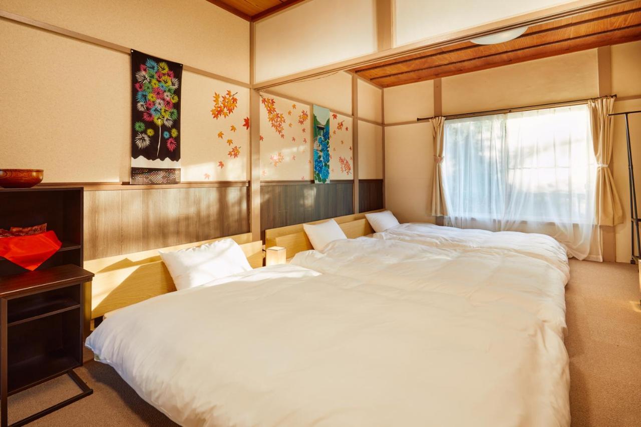 Villa Hakone Kabuto 古民家旅館 150平米 バス停迄一分 準天然温泉 最大12名 Ngoại thất bức ảnh