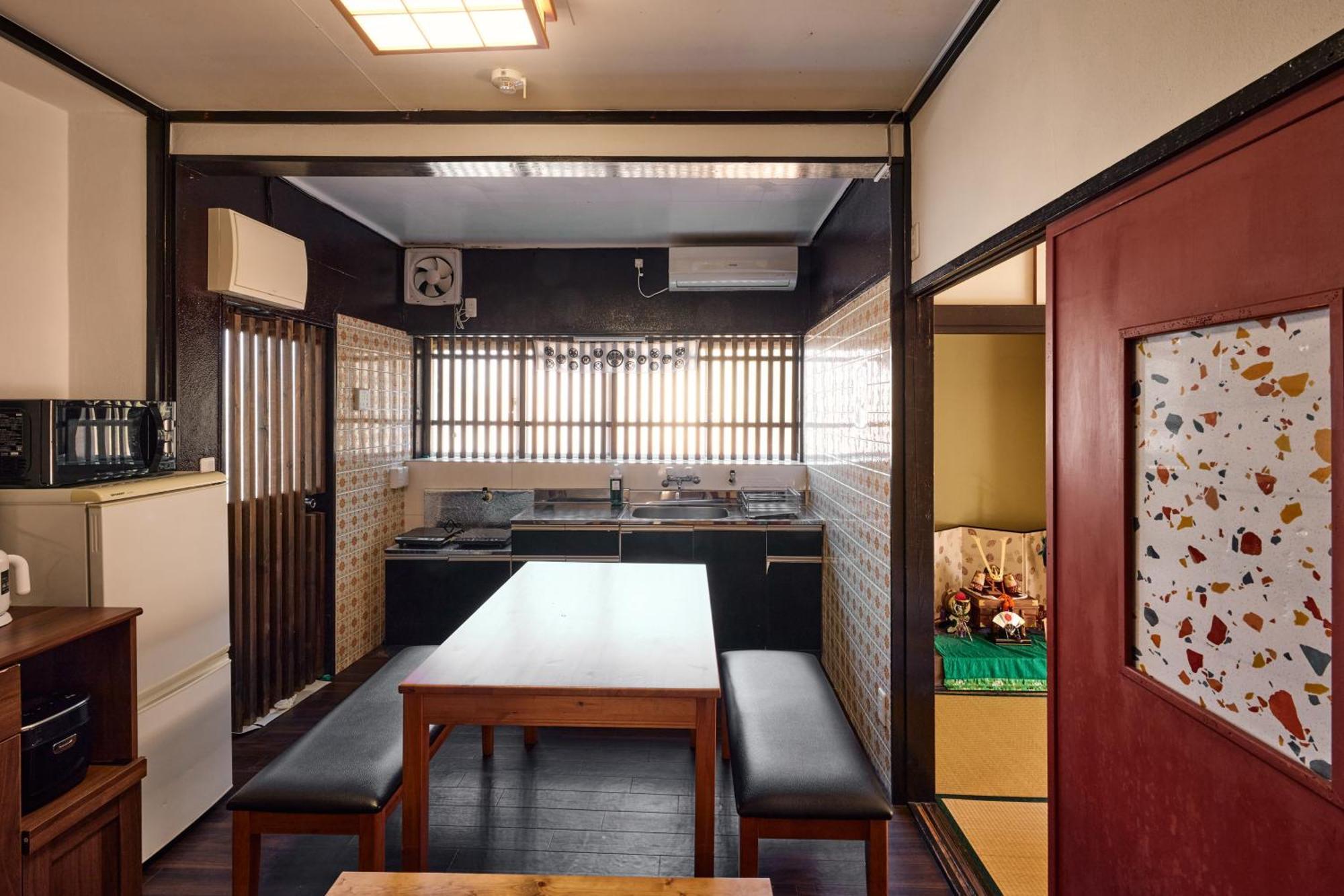 Villa Hakone Kabuto 古民家旅館 150平米 バス停迄一分 準天然温泉 最大12名 Ngoại thất bức ảnh